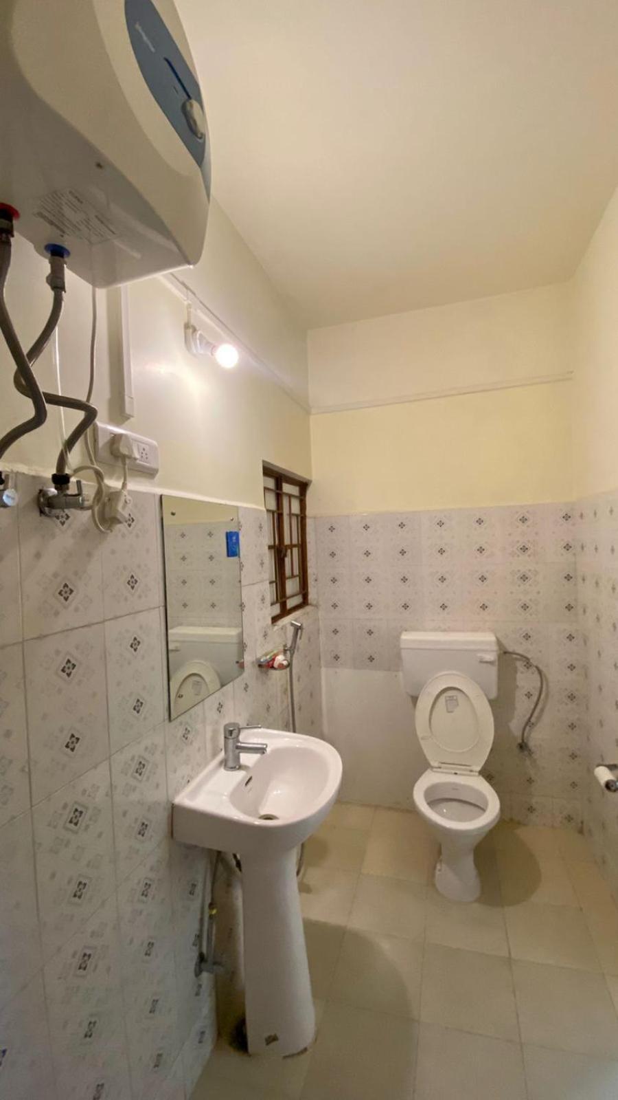 Hotel Travellers Inn Shillong Buitenkant foto